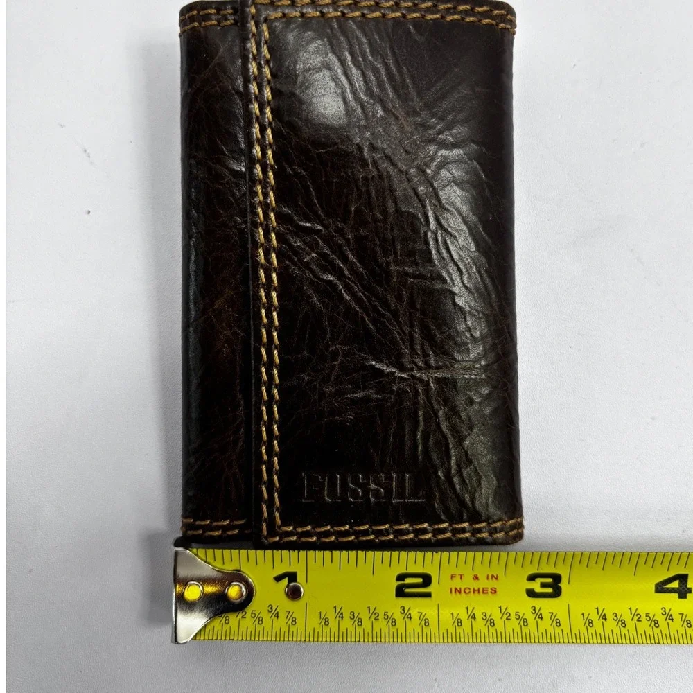 Fossil Mens Dark Brown Leather Trifold Key Case Wallet with Carabiner Clip